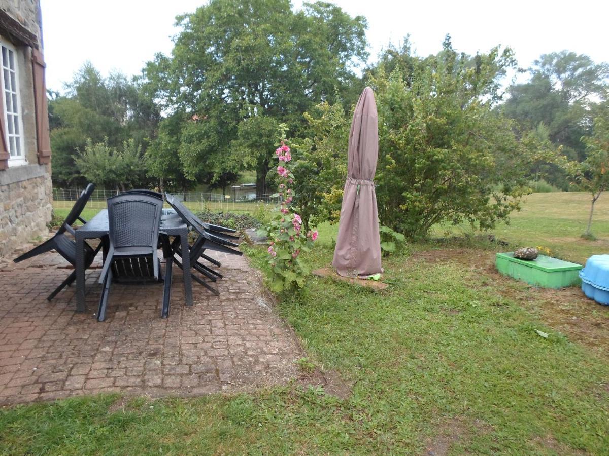 Relais Des Chaux Bed & Breakfast Saint-Jean-des-Ollières Екстериор снимка